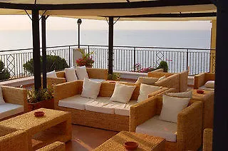 Apeiron Hotel Aci Castello